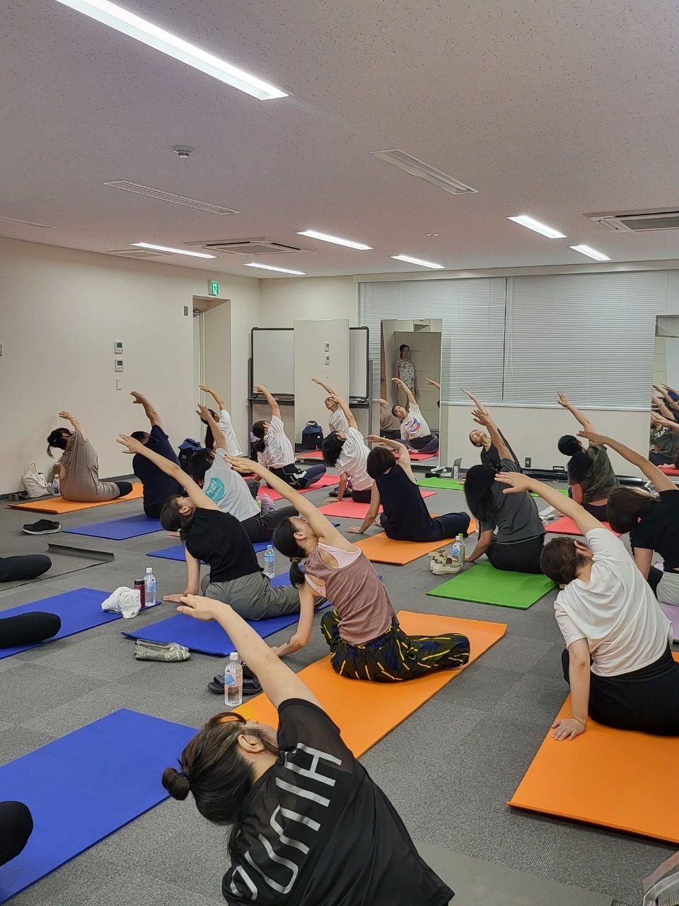 日本成人病予防協会 ヨガセミナーの様子